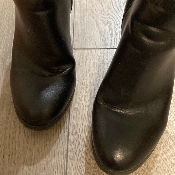 Black booties - Picture 3 of 3